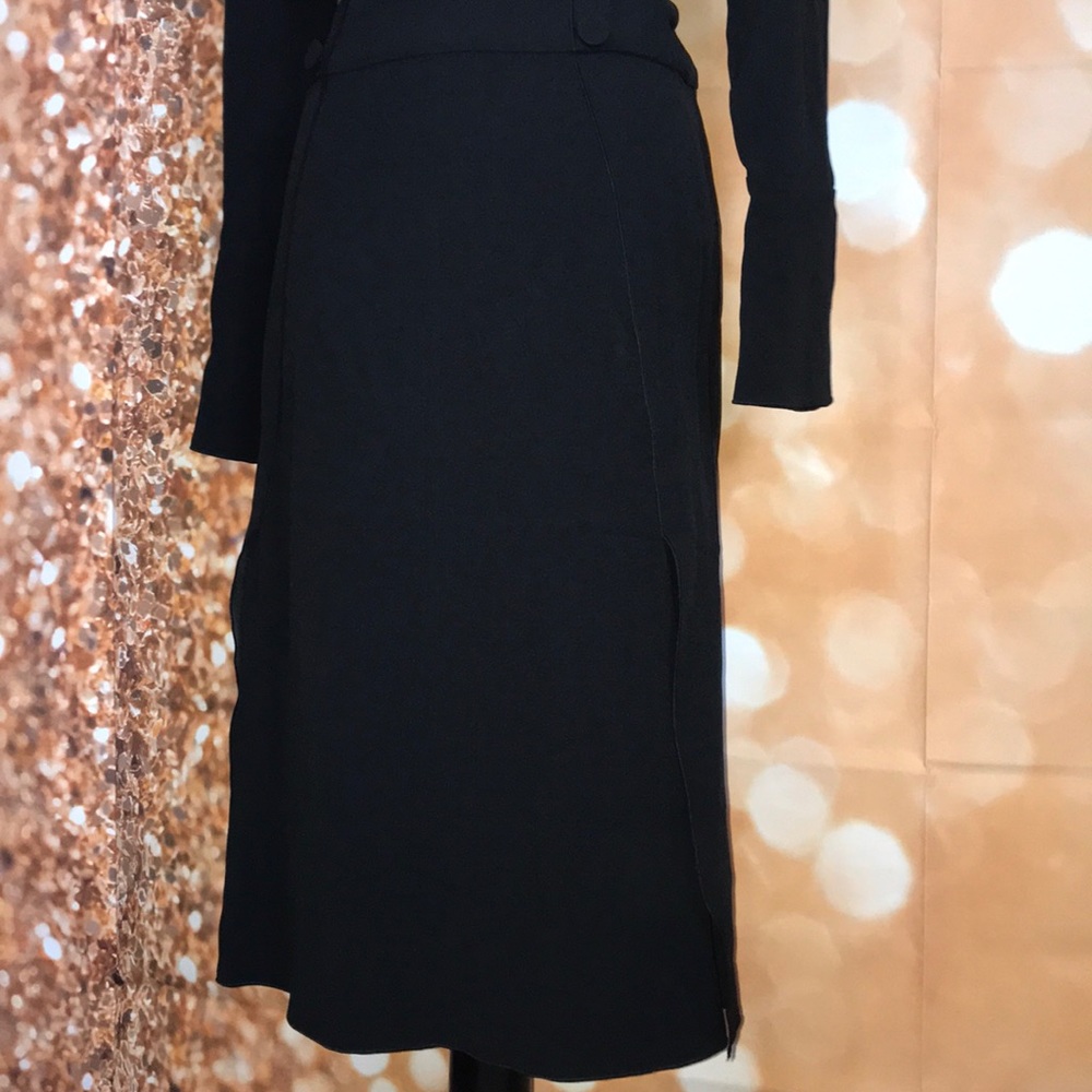 Lewit Button Detailed Matte Crepe Midi - image 3